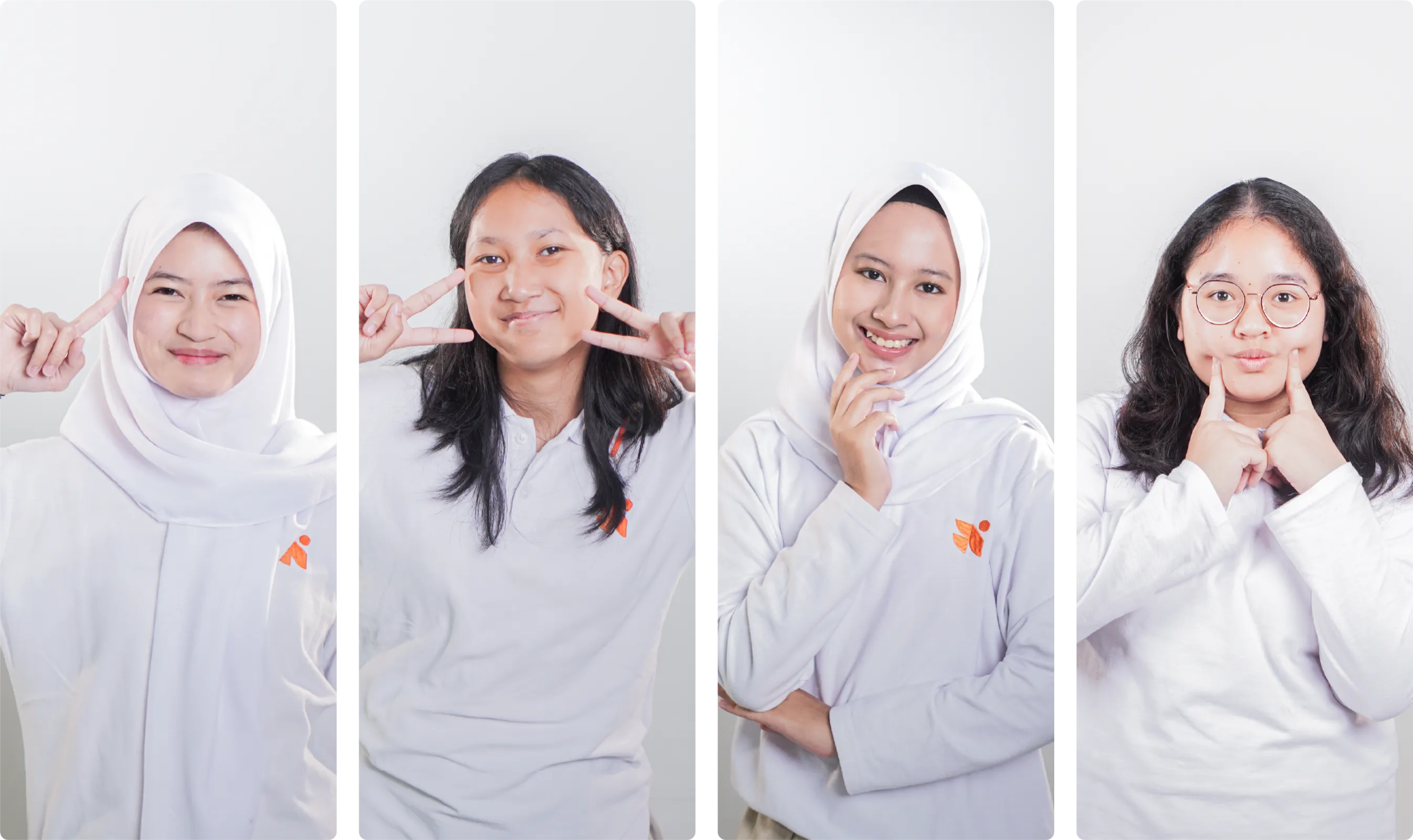 Female students at SMP Rushd Solo